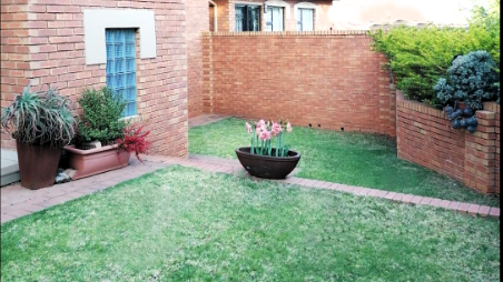 To Let 3 Bedroom Property for Rent in Olympus Gauteng