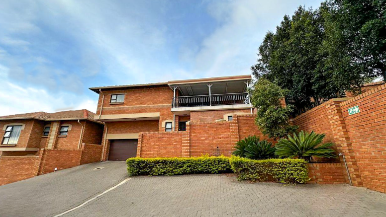 To Let 3 Bedroom Property for Rent in Olympus Gauteng