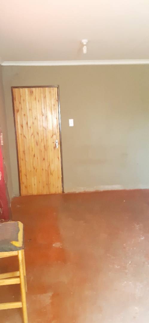 5 Bedroom Property for Sale in Drieziek Gauteng