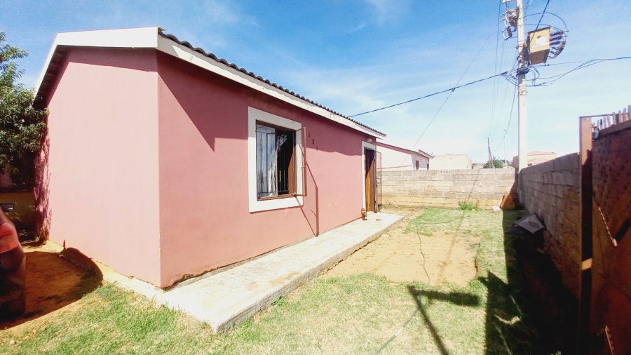 5 Bedroom Property for Sale in Drieziek Gauteng