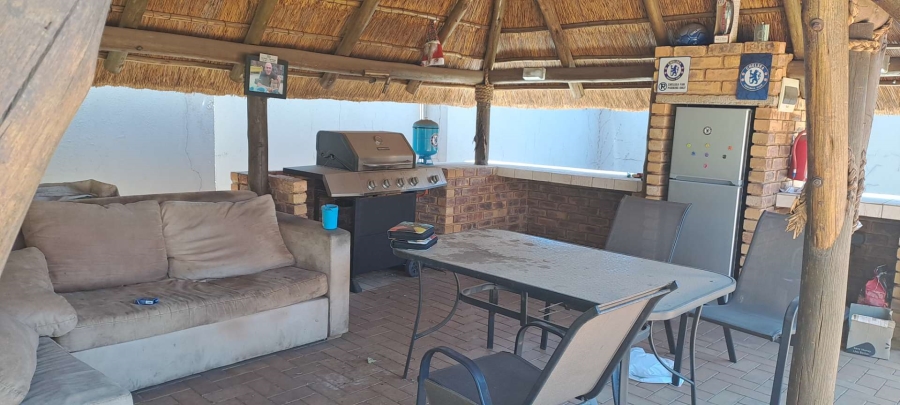 3 Bedroom Property for Sale in Brackenhurst Gauteng