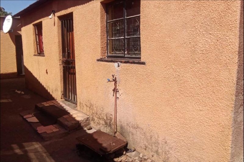 2 Bedroom Property for Sale in Mqantsa Gauteng