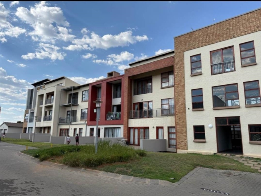 To Let 2 Bedroom Property for Rent in Midridge Park Gauteng