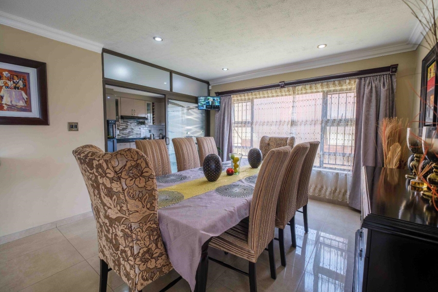 4 Bedroom Property for Sale in Moreleta Park Gauteng