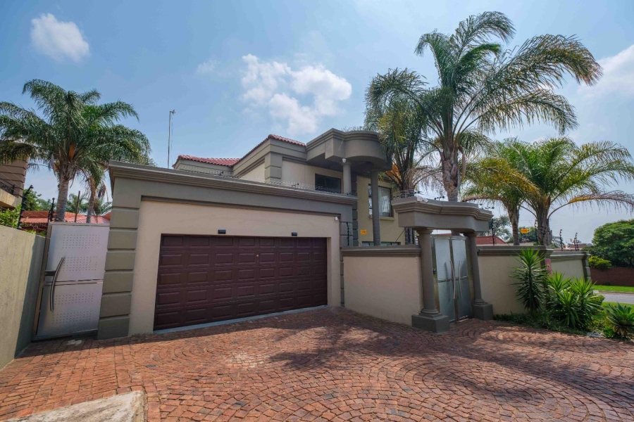 4 Bedroom Property for Sale in Moreleta Park Gauteng