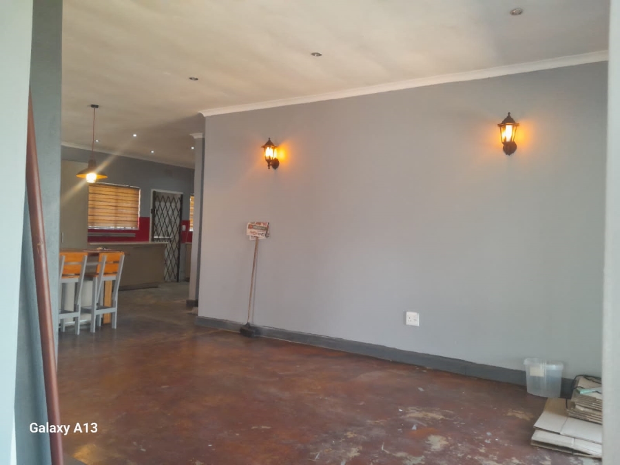 To Let 3 Bedroom Property for Rent in Birchleigh Gauteng