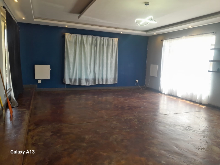 To Let 3 Bedroom Property for Rent in Birchleigh Gauteng