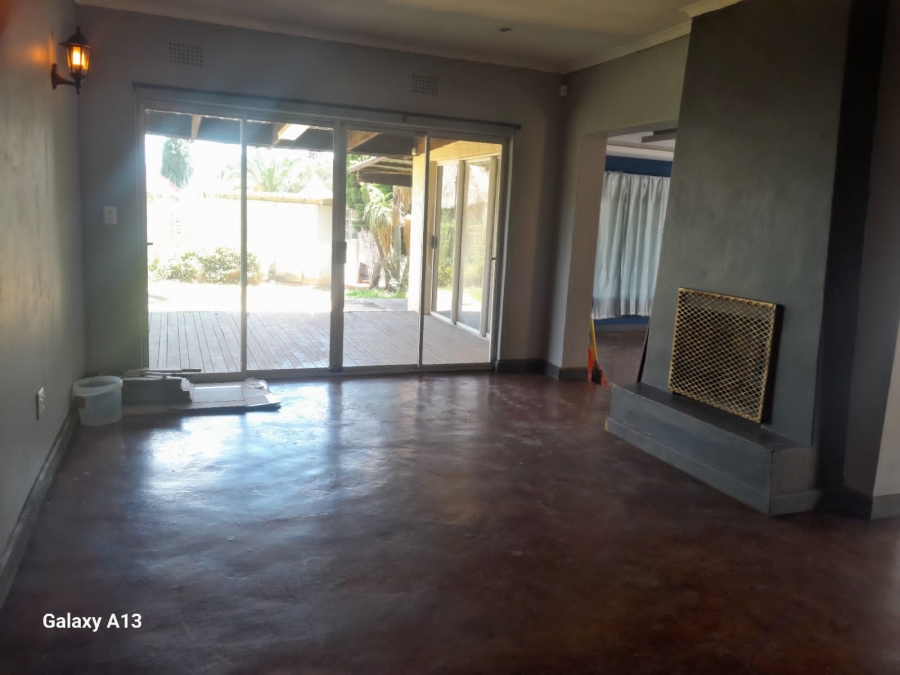 To Let 3 Bedroom Property for Rent in Birchleigh Gauteng