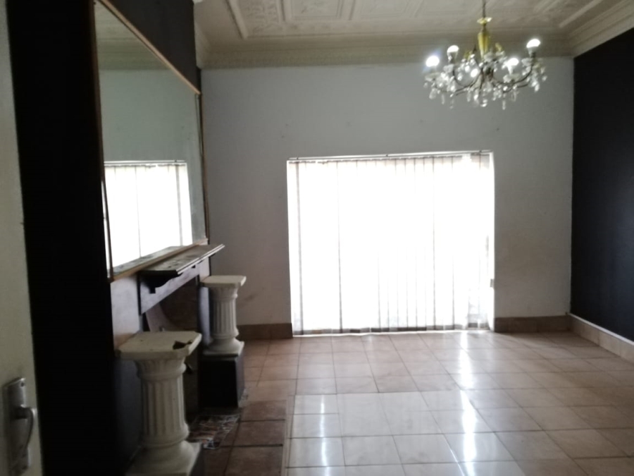 2 Bedroom Property for Sale in Turffontein Gauteng