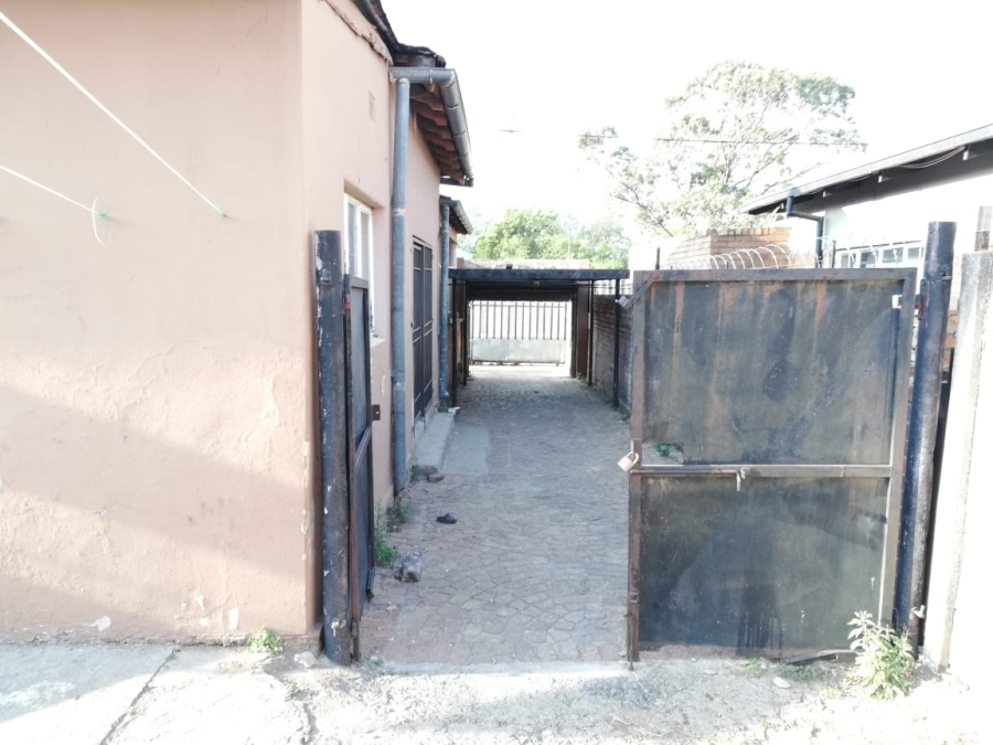 2 Bedroom Property for Sale in Turffontein Gauteng