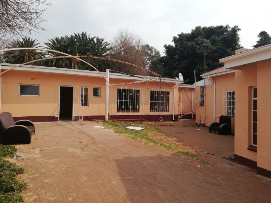 4 Bedroom Property for Sale in Observatory Gauteng