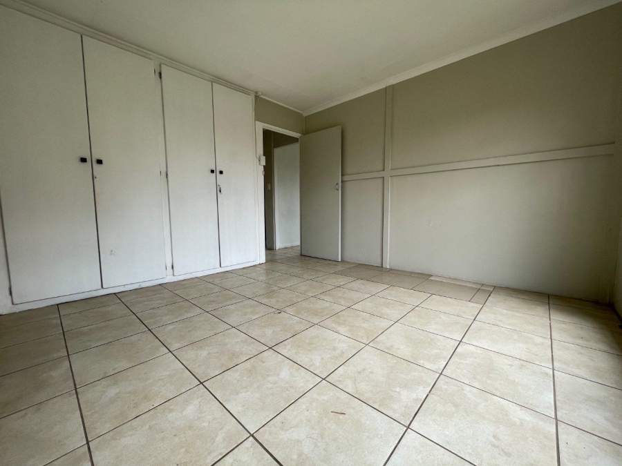 To Let 2 Bedroom Property for Rent in Klippoortje Gauteng