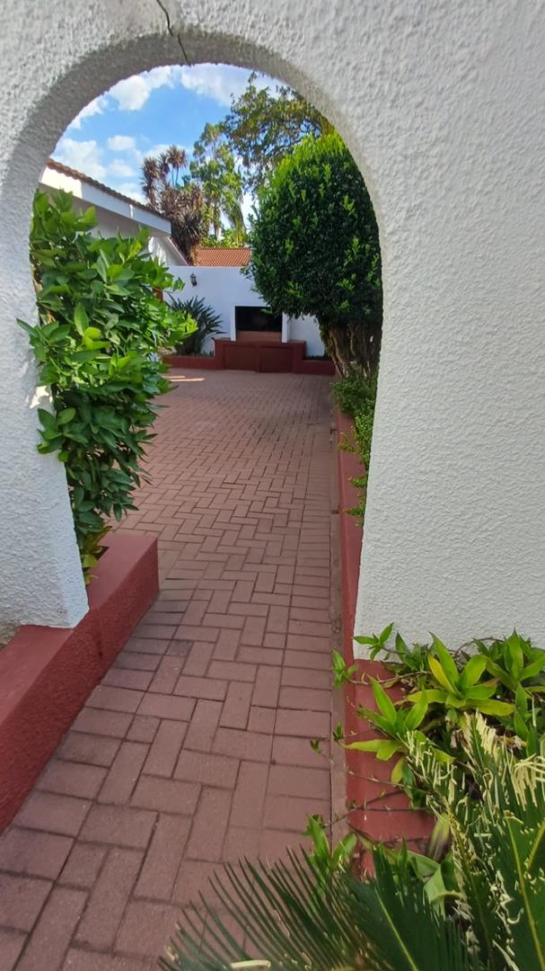 To Let 4 Bedroom Property for Rent in Brooklyn Gauteng