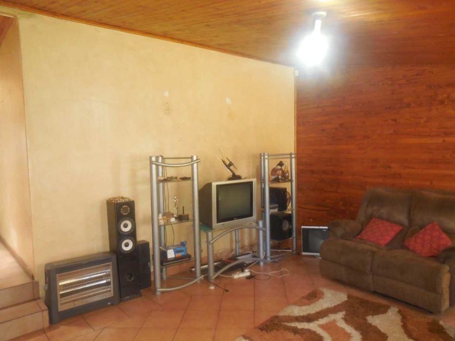 To Let 3 Bedroom Property for Rent in Silverton Gauteng