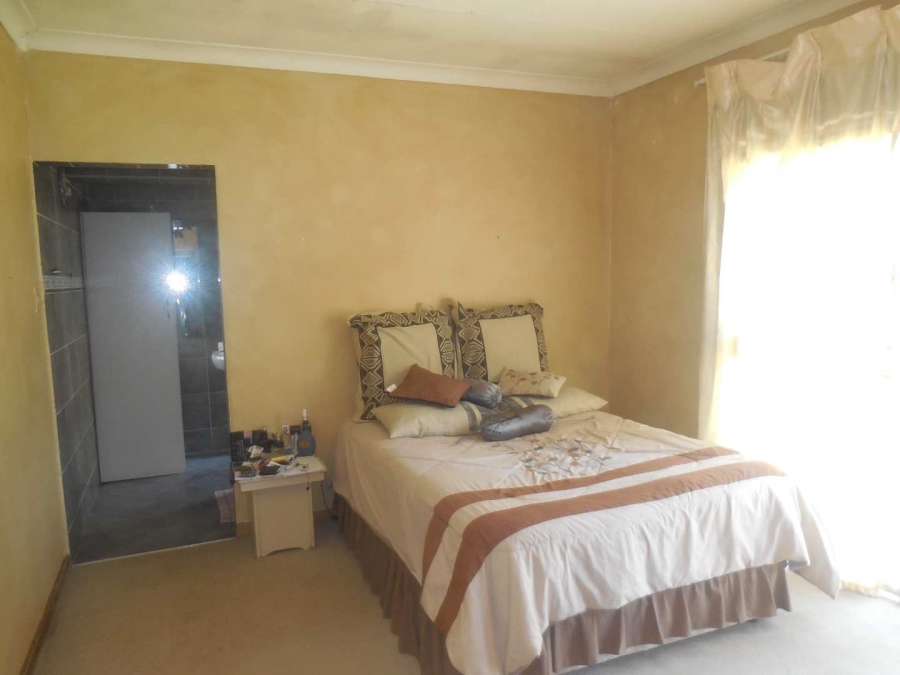 To Let 3 Bedroom Property for Rent in Silverton Gauteng