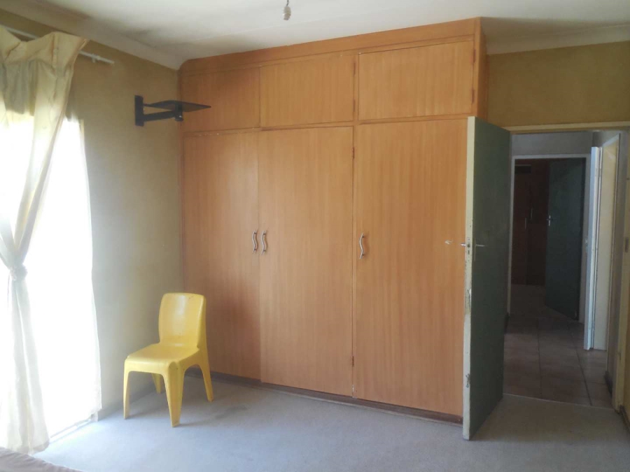 To Let 3 Bedroom Property for Rent in Silverton Gauteng