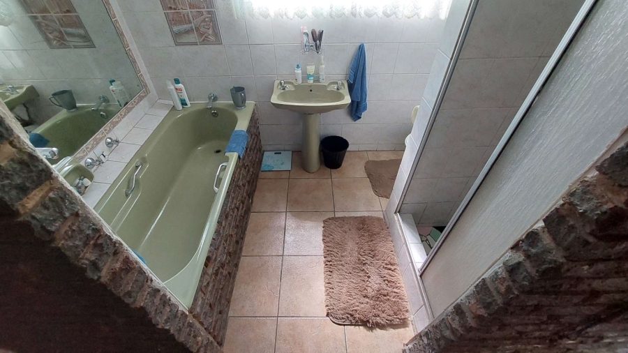 3 Bedroom Property for Sale in Daspoort Gauteng