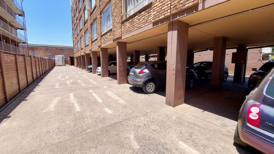 2 Bedroom Property for Sale in Pretoria West Gauteng