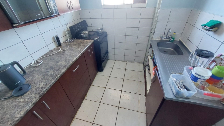 2 Bedroom Property for Sale in Pretoria West Gauteng