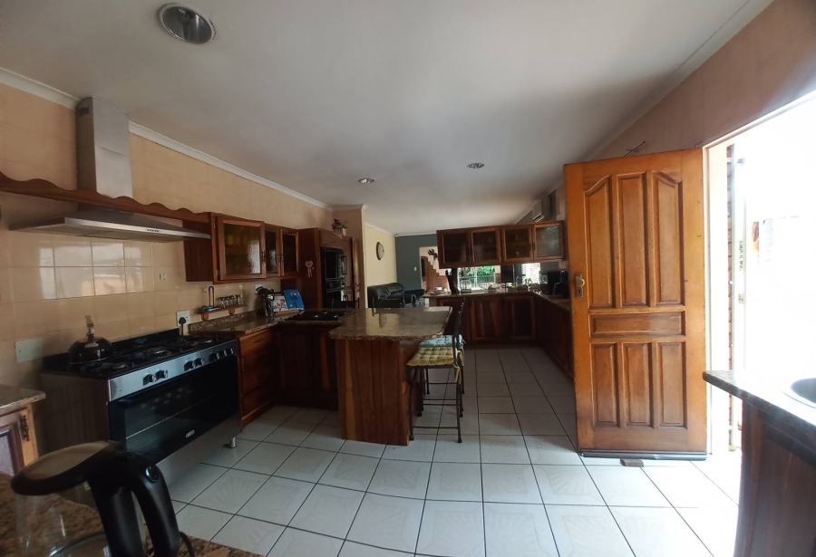 4 Bedroom Property for Sale in Van Riebeeck Park Gauteng