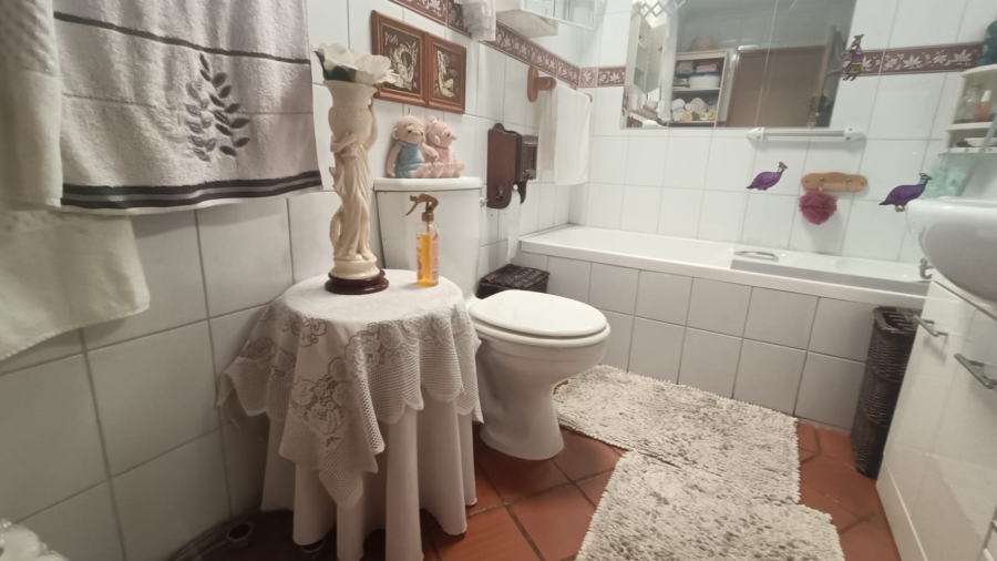 3 Bedroom Property for Sale in Clubview Gauteng