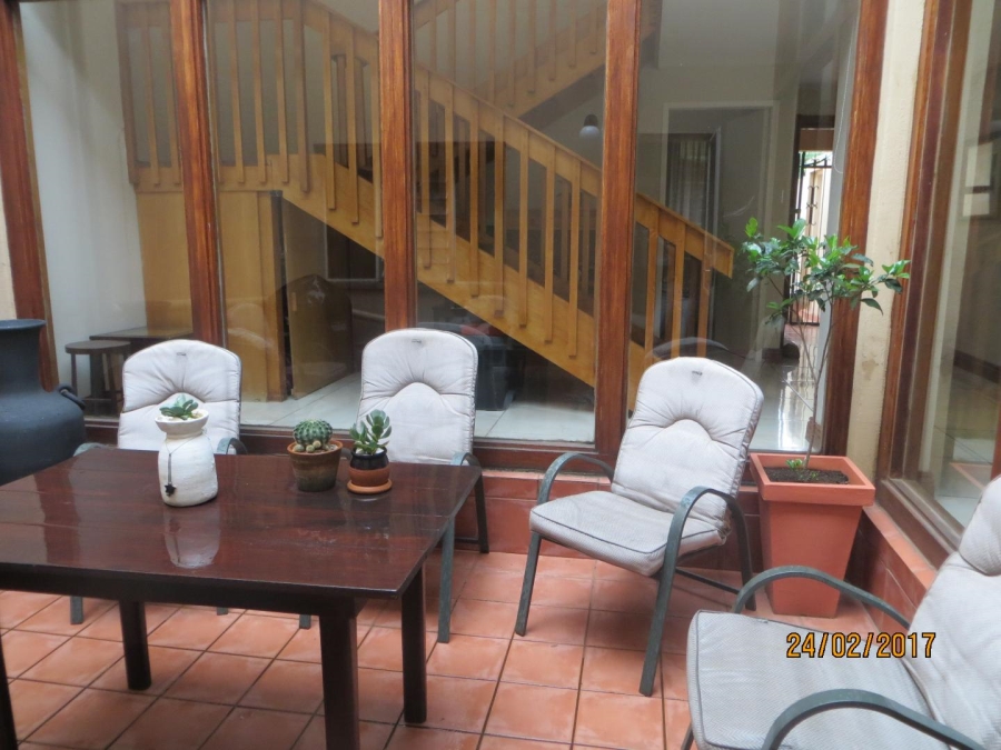 To Let 3 Bedroom Property for Rent in Die Hoewes Gauteng