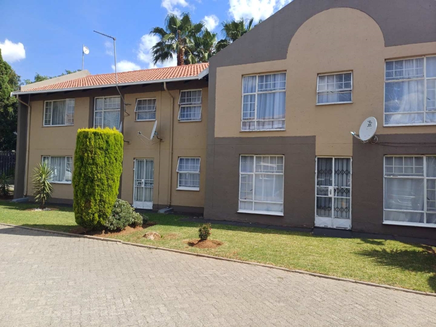 3 Bedroom Property for Sale in Verwoerdpark Gauteng