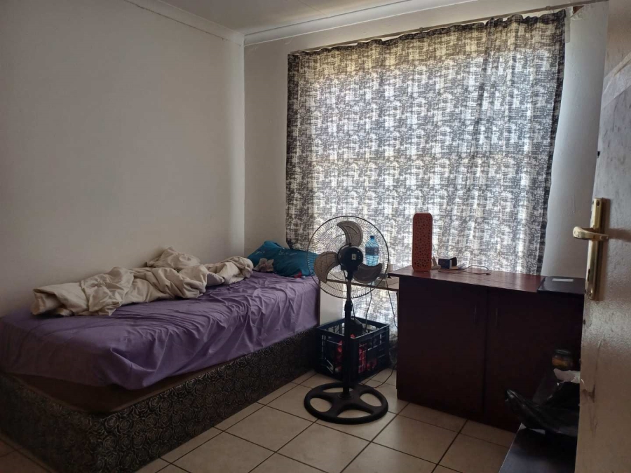 3 Bedroom Property for Sale in Verwoerdpark Gauteng