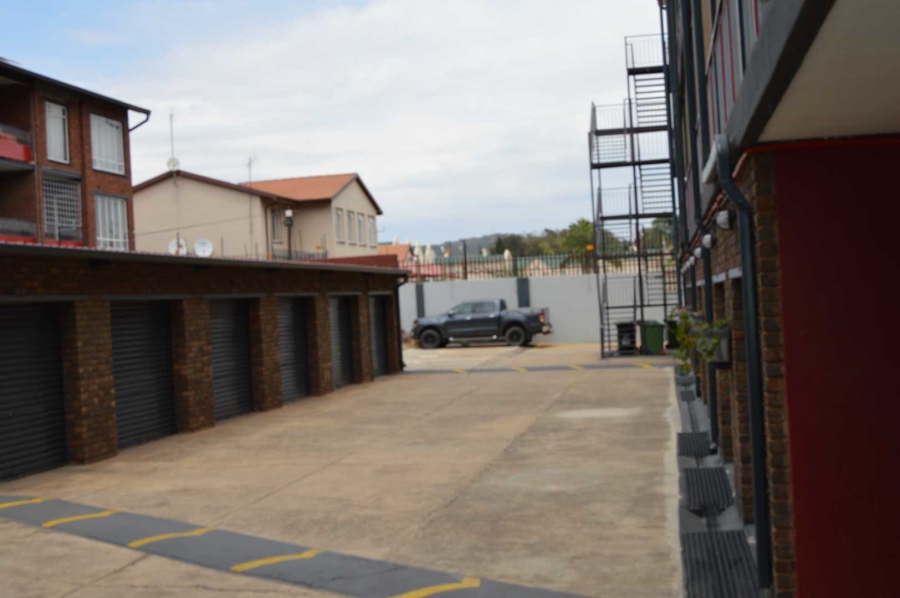 2 Bedroom Property for Sale in New Redruth Gauteng