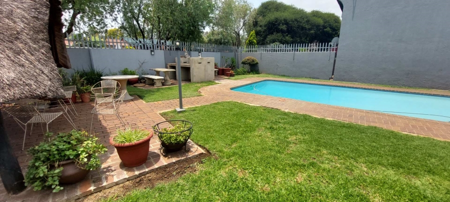 3 Bedroom Property for Sale in Verwoerdpark Gauteng