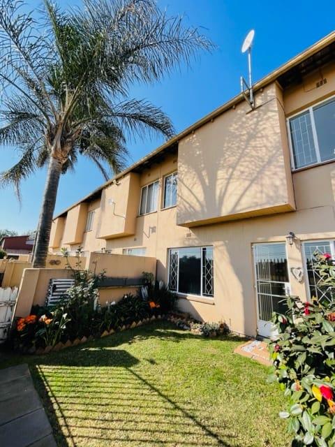 To Let 3 Bedroom Property for Rent in Verwoerdpark Gauteng