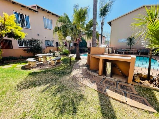 To Let 3 Bedroom Property for Rent in Verwoerdpark Gauteng