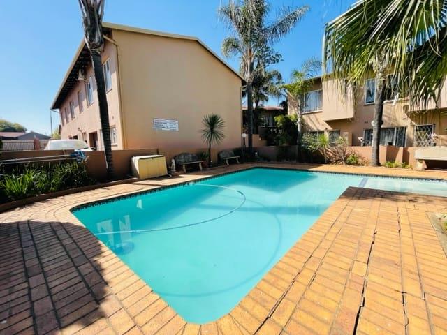 To Let 3 Bedroom Property for Rent in Verwoerdpark Gauteng