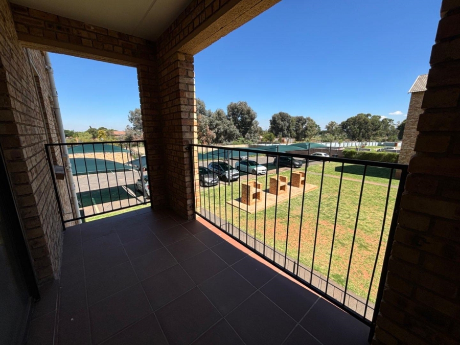 2 Bedroom Property for Sale in Princess A H Gauteng