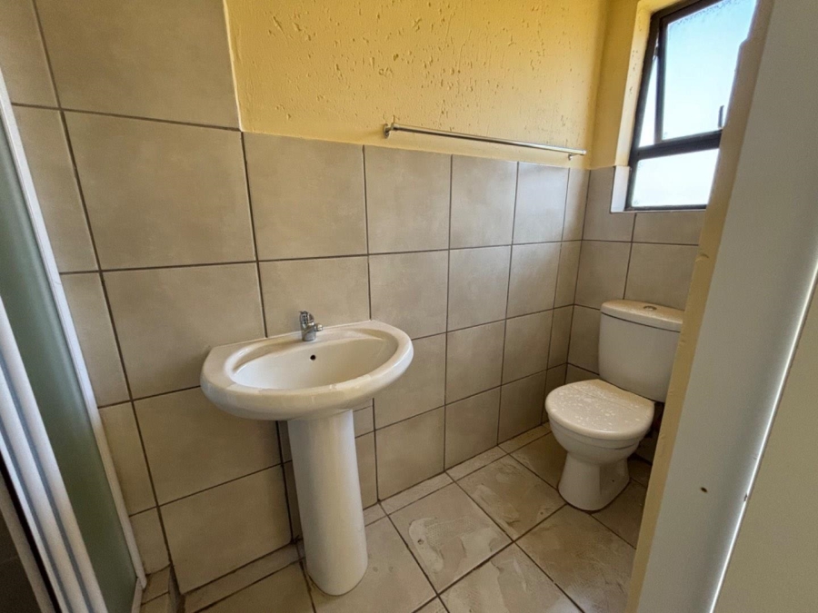 2 Bedroom Property for Sale in Princess A H Gauteng