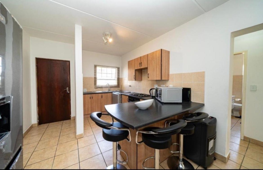 To Let 2 Bedroom Property for Rent in Union Gauteng