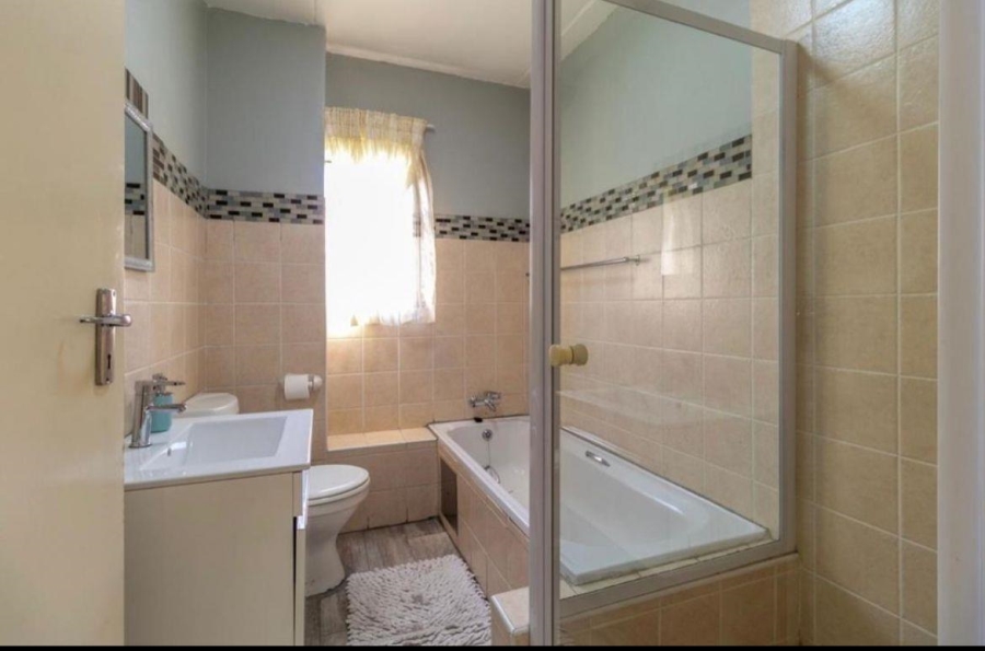 To Let 2 Bedroom Property for Rent in Union Gauteng