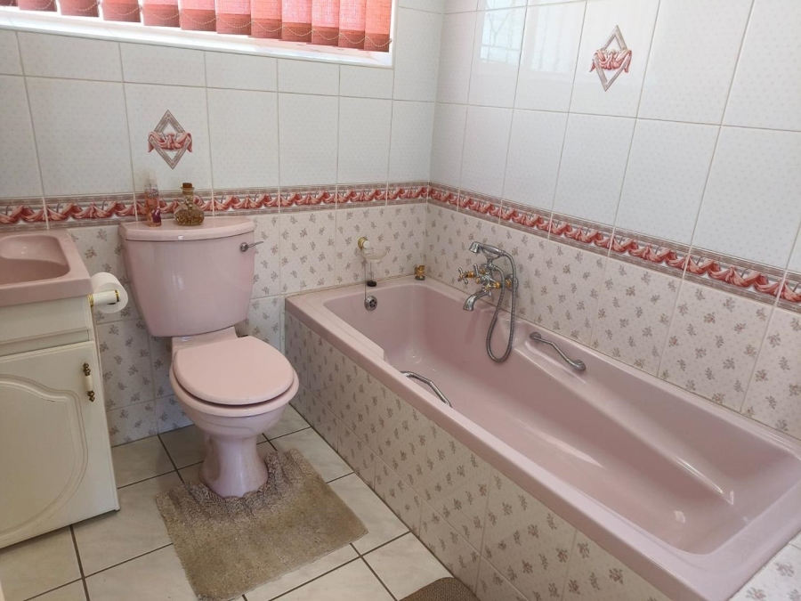 3 Bedroom Property for Sale in Edenvale Gauteng