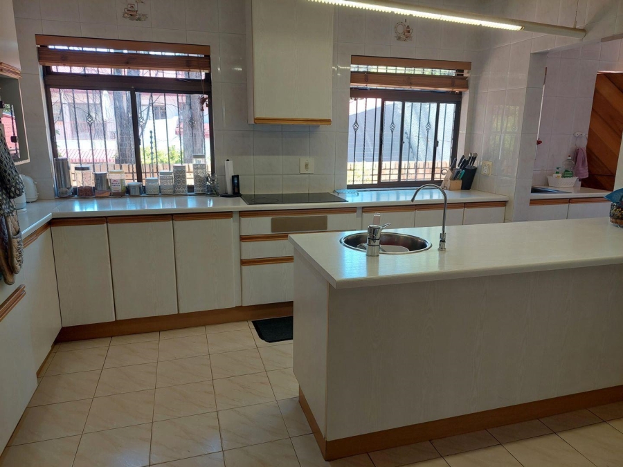 4 Bedroom Property for Sale in Bruma Gauteng