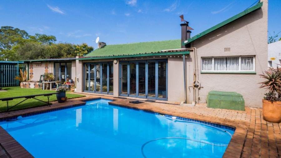 3 Bedroom Property for Sale in Hurlyvale Gauteng