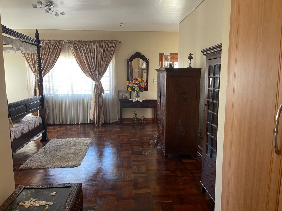 5 Bedroom Property for Sale in South Kensington Gauteng