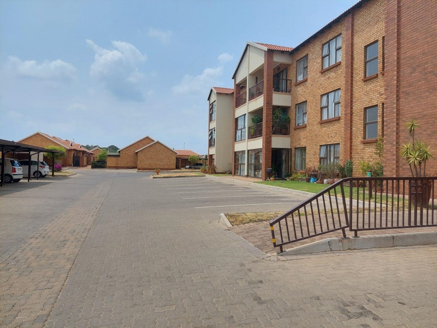 2 Bedroom Property for Sale in Brentwood Park Gauteng