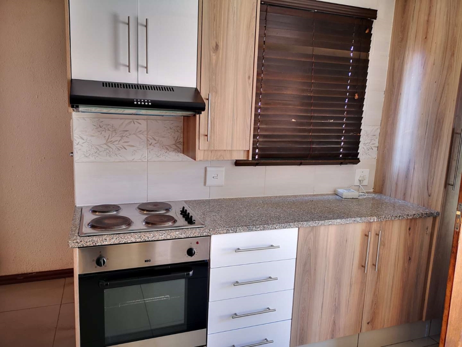 To Let 3 Bedroom Property for Rent in Alveda Park Gauteng