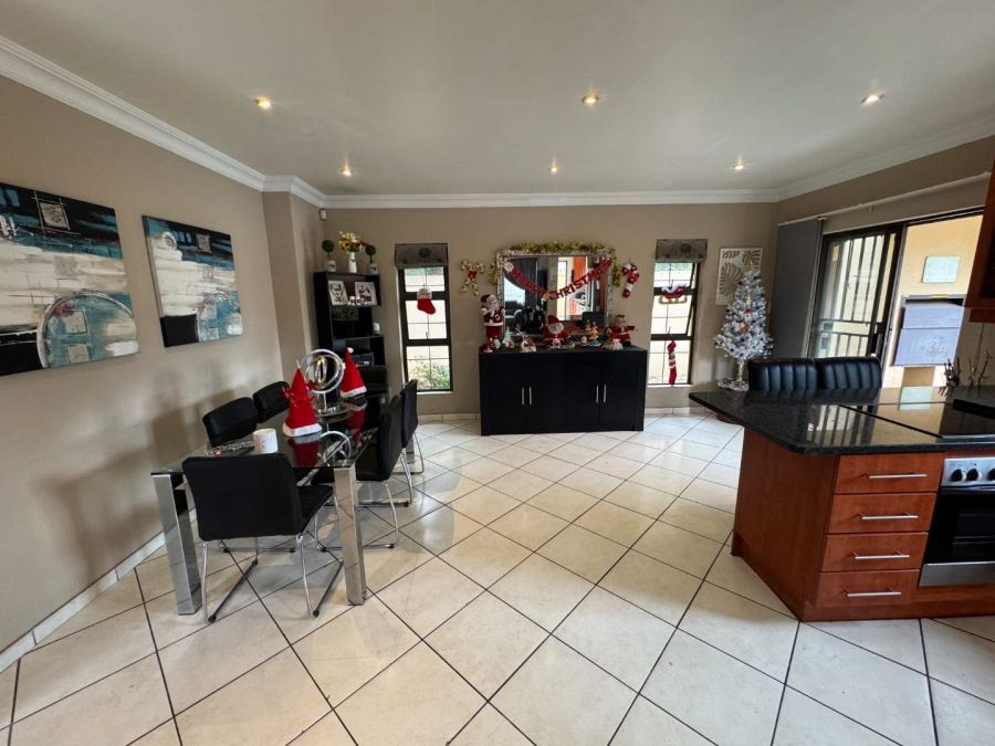 3 Bedroom Property for Sale in New Redruth Gauteng