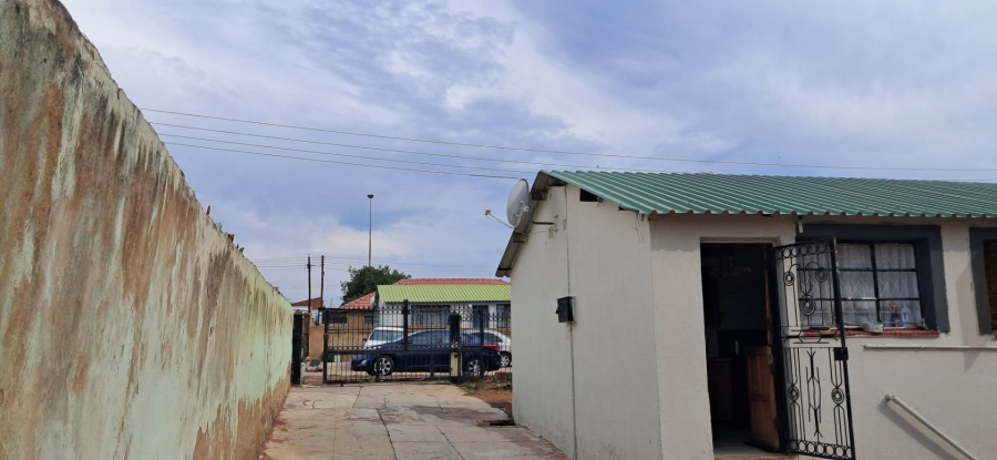 2 Bedroom Property for Sale in Soshanguve F Gauteng