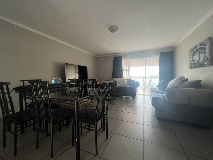 To Let 2 Bedroom Property for Rent in Florida Gauteng