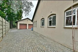 5 Bedroom Property for Sale in Brackendowns Gauteng