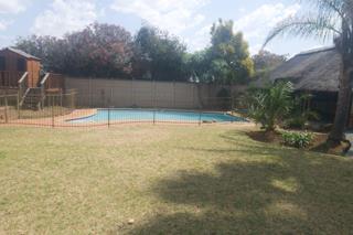 5 Bedroom Property for Sale in Brackendowns Gauteng