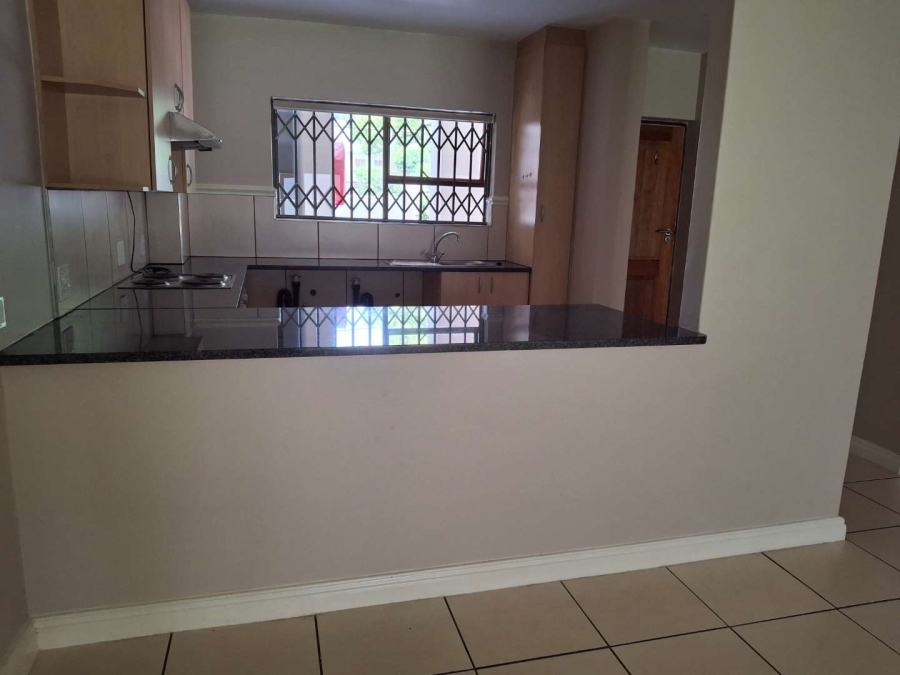 To Let 2 Bedroom Property for Rent in Atholl Gauteng