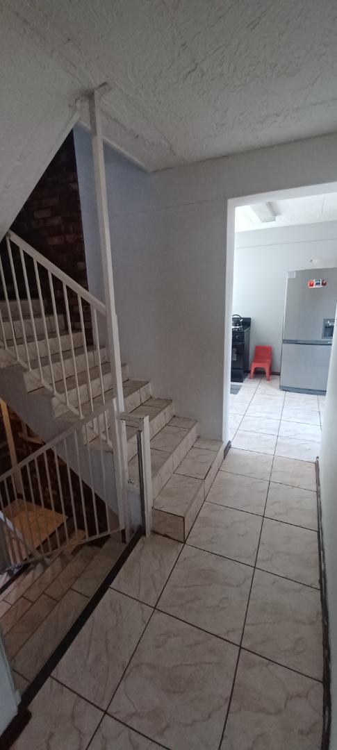 3 Bedroom Property for Sale in Mountain View Gauteng